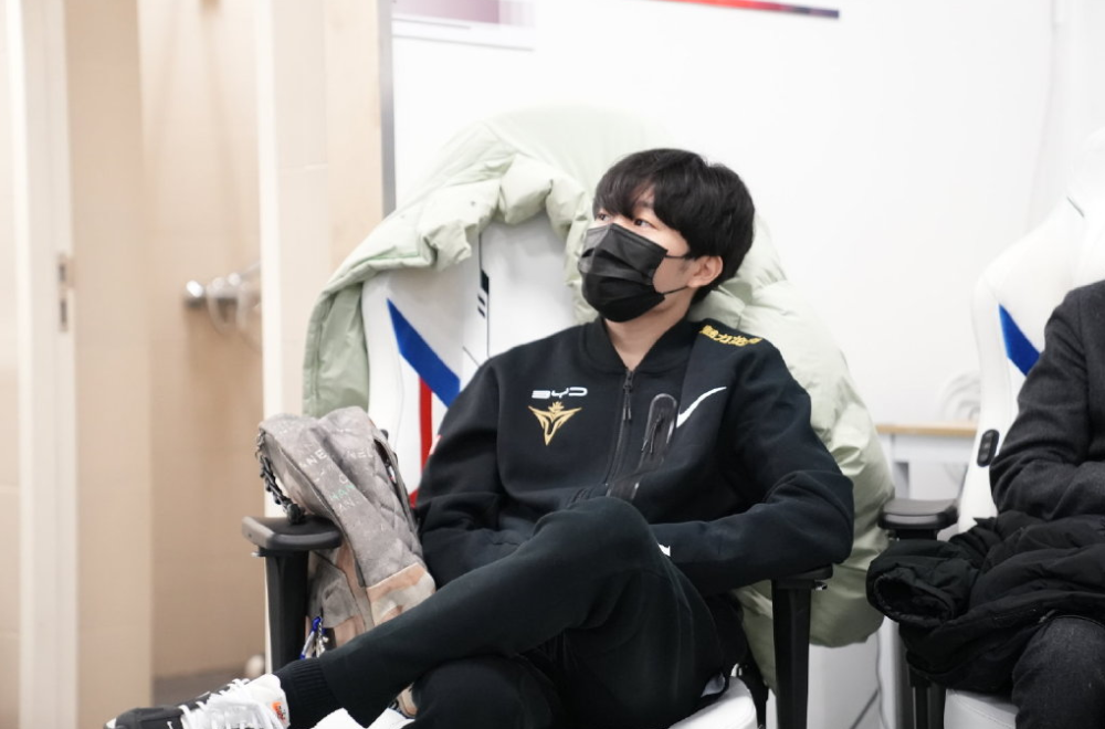 九游app-Rookie焦点对战，西亚卡姆与50激战RNG分钟，重要助攻胜负难料！赢得满堂喝彩-九游app