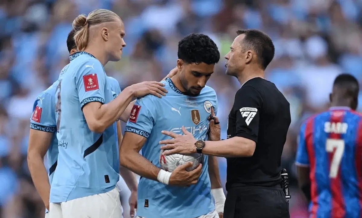 九游网页版-赛前马赛备战德甲；状态回暖细节曝光；震撼外界；临场指挥获称赞的简单介绍-九游网页版